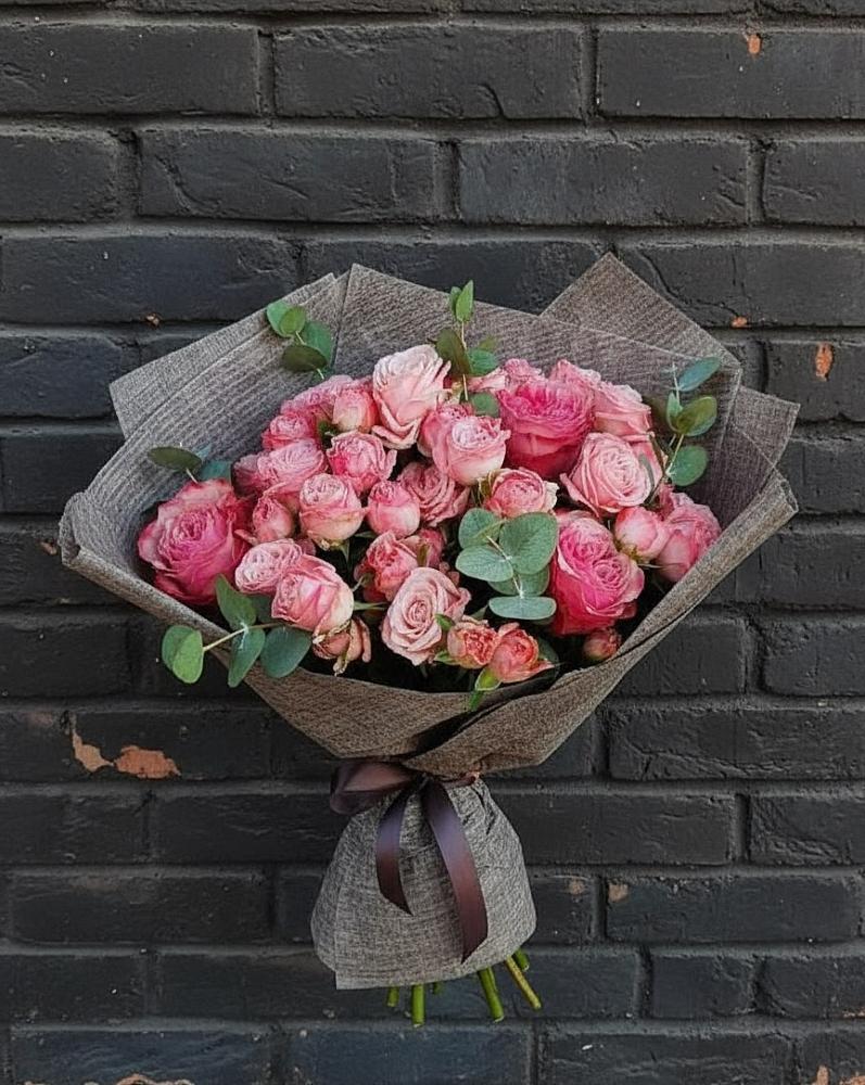 Букет цветов из: Розы в Пятигорске