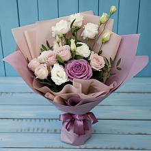 Букет цветов из:  Розы и Лизиантусы в Пятигорске