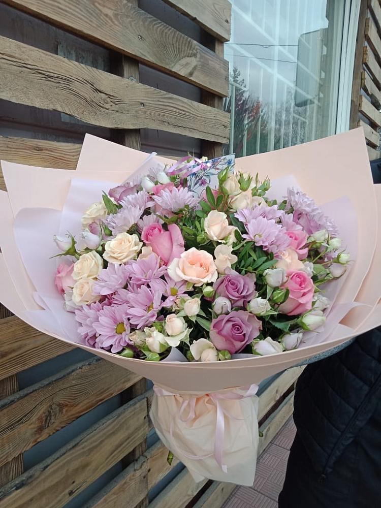 Букет цветов из: Розы и Хризантемы в Пятигорске