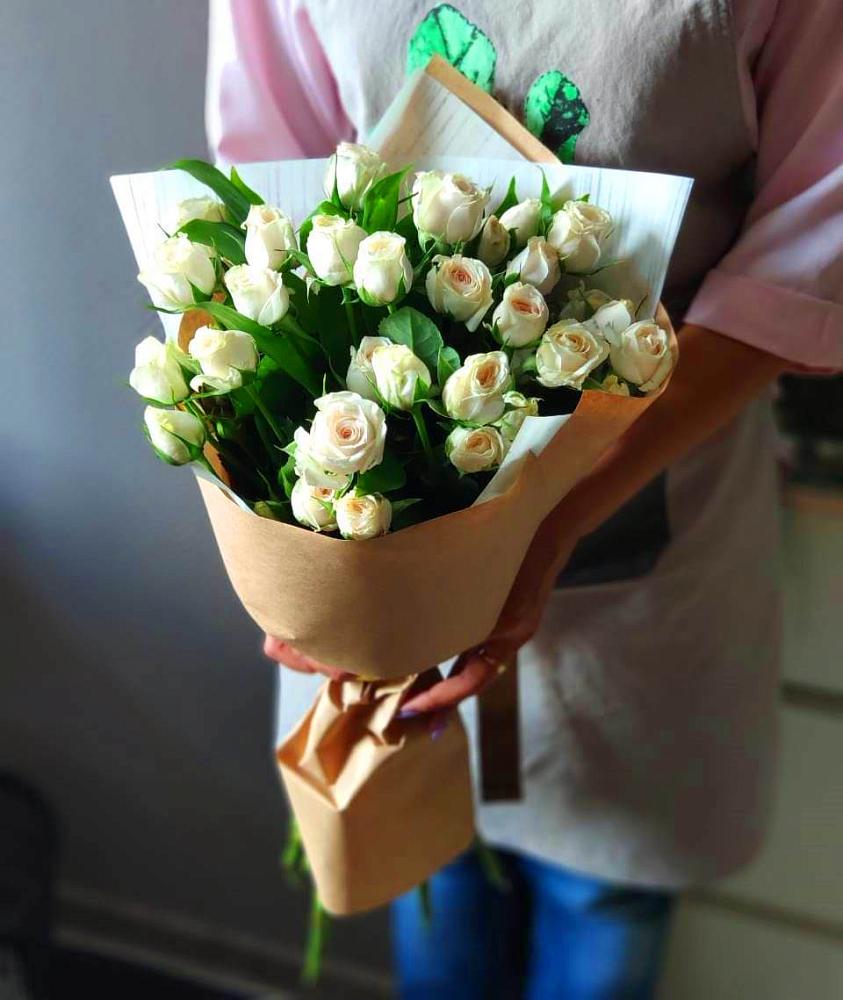 Букет цветов из: Розы в Пятигорске