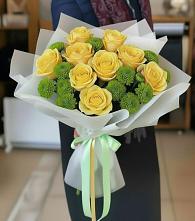 Букет цветов из:  Хризантемы и Розы в Пятигорске