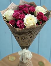 Букет Удивительный из роз в Пятигорске Букет цветов из:  Розы в Пятигорске