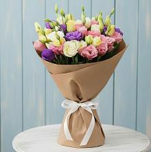 Букет цветов из:  Лизиантусы в Пятигорске