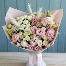 Букет цветов из:  Альстромерии и Розы в Пятигорске