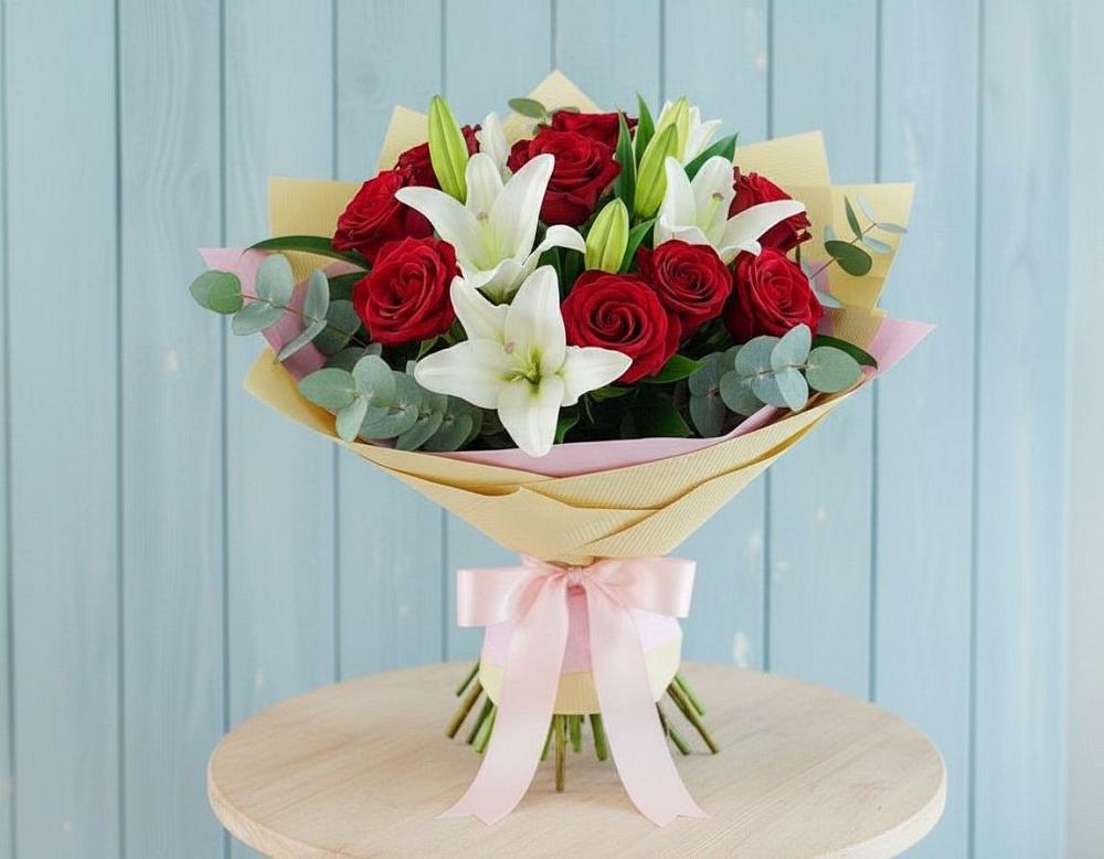 Букет цветов из: Лилии и Розы в Пятигорске